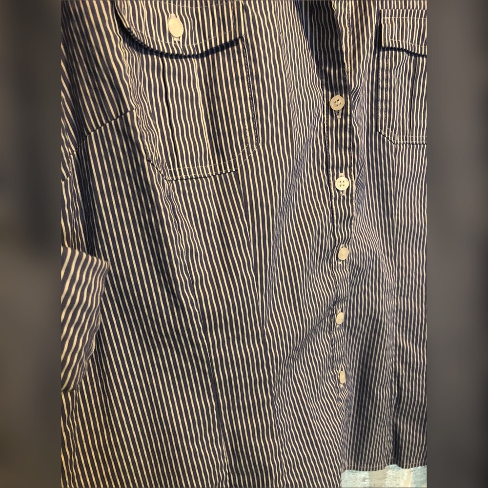 H&M blouse - Picture 3 of 3